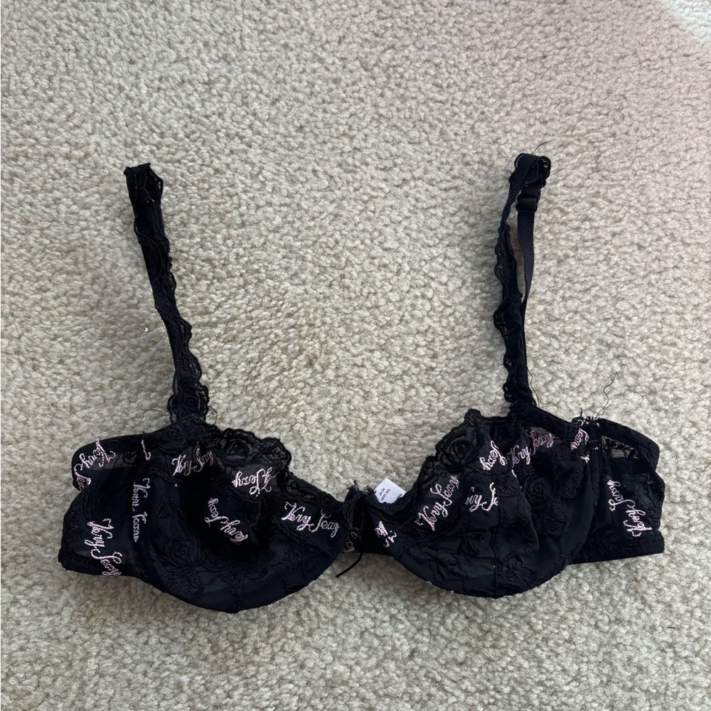 Victoria’s Secret Vintage Bra